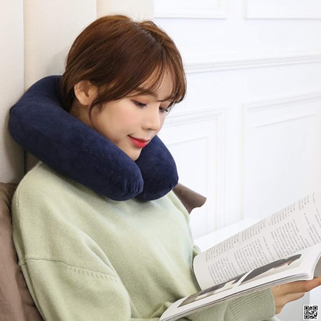 u-shape-neck-pillow-memory-foam-travel-pillow-comfort-neck-pillow-with-head-neck-support-1 U আকৃতির ঘাড় বালিশ - Image 1